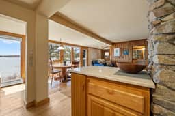 Berry Cove Cottage · Berry Cove Cottage-Oceanfront!