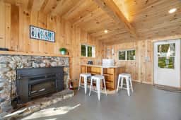 The Pond House - Waterfront!