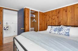 Golden Hour Retreat · Sunset Views & Soaks - Golden Hour Retreat