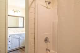 Gully Brook Cottage · Gully Brook Cottage! Lake Access!
