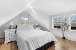 Willows Way  · Willows Way – Walkable Downtown Ellsworth!