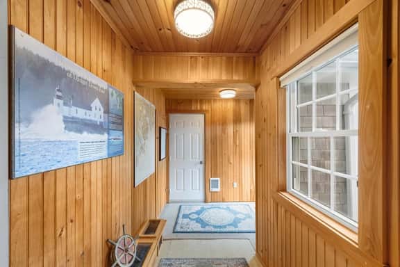 Sand Cove Cottage · Sand Cove Cottage-New!
