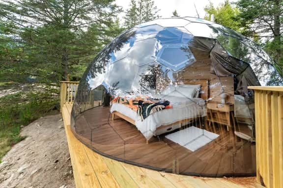 Nova Nook 1 · Nova Nook-Mirror Dome with Private Bathroom