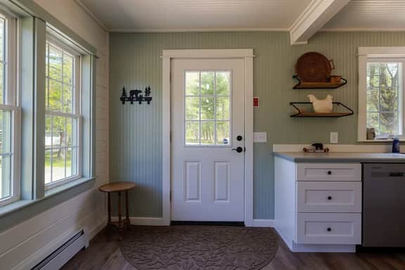 Gully Brook Cottage · Gully Brook Cottage! Lake Access!