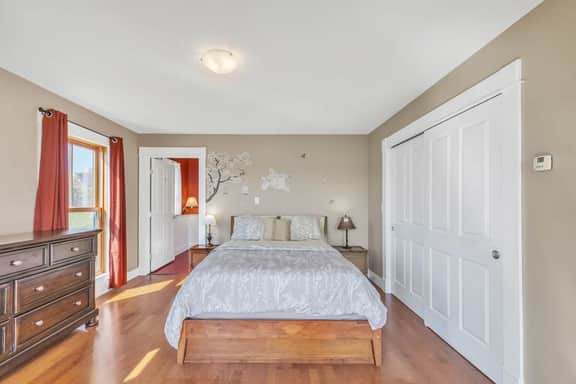 Fox Beach House · Fox Beach House! Oceanfront home, sleeps 10!
